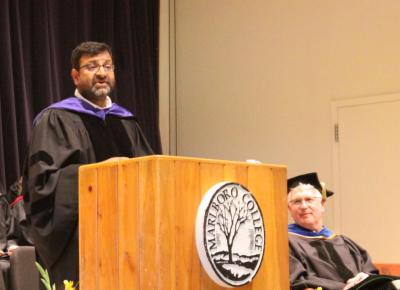 “There is a relationship between our perception and our knowledge, and both seem to be at odds with each other sometimes. And I think change is very much one of those times,” said religion professor Amer Latif at Convocation 2019. Amer addressed incoming students on the subject of supporting each other in a time of change in a talk titled “Care, Curiosity, and the Unknown.” Learn more at youtu.be/1DfRlLqBJcY. 