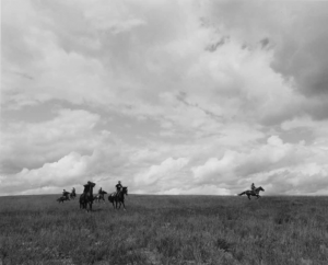 Sunka wakan na wakanyeja awicaglipi (To bring back the horse and child).