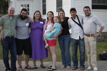 Evan Mehler ’07, Daniel Garcia-Galilli ’07, Lillian Shrank Graham ’07, Kara Kriss ’07 (with daughter Annika), Julie Shumway ’06, Saurav Rana ’06 and Johnny Stiteler ’06 discuss relatively recent old times