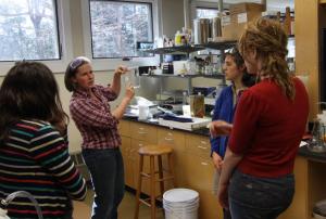 Sarah Grant ’04 visited Marlboro in April to offer a soap-making workshop to members of the Farm Committee and other students interested in smelling nice. Sarah runs Higley Hill Farm with partner and fellow alumnus Anthony Girard ’03, and teaches biology at Wilmington High School. 